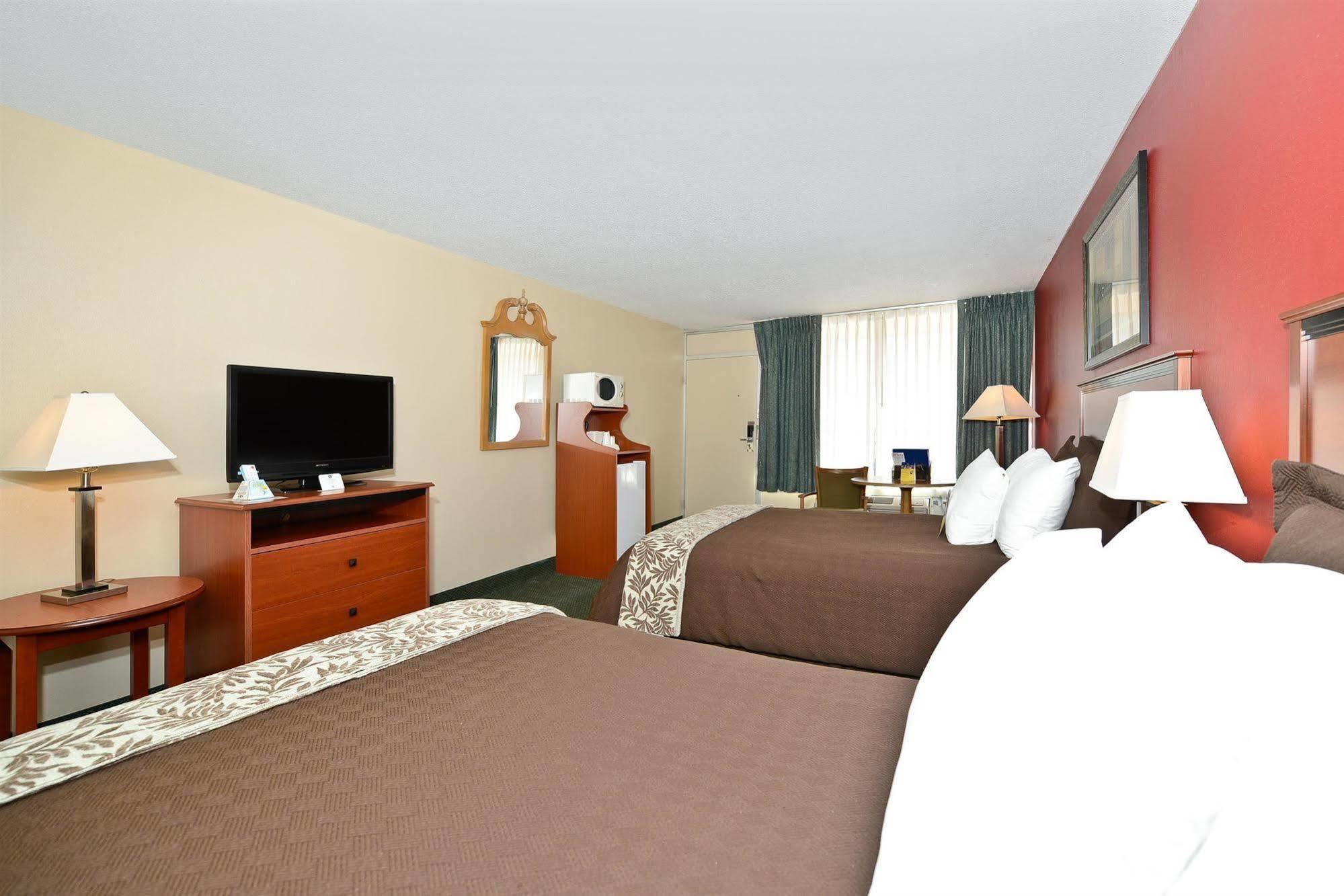 Magnuson Hotel Mountain View Covington Экстерьер фото